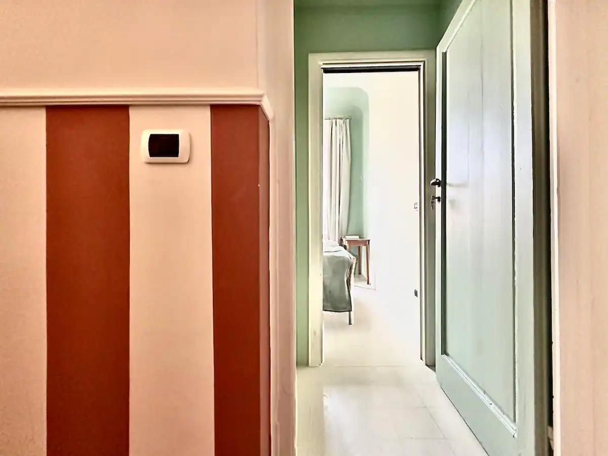 Raffaelli Rooms Travel Florence Close San Frediano Bagian luar foto