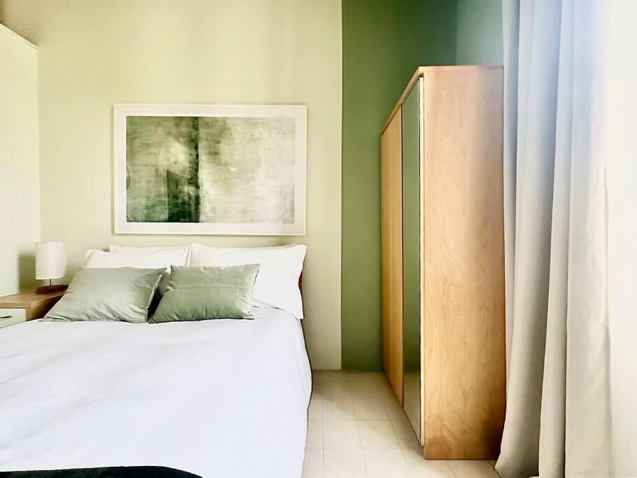 Raffaelli Rooms Travel Florence Close San Frediano Bagian luar foto
